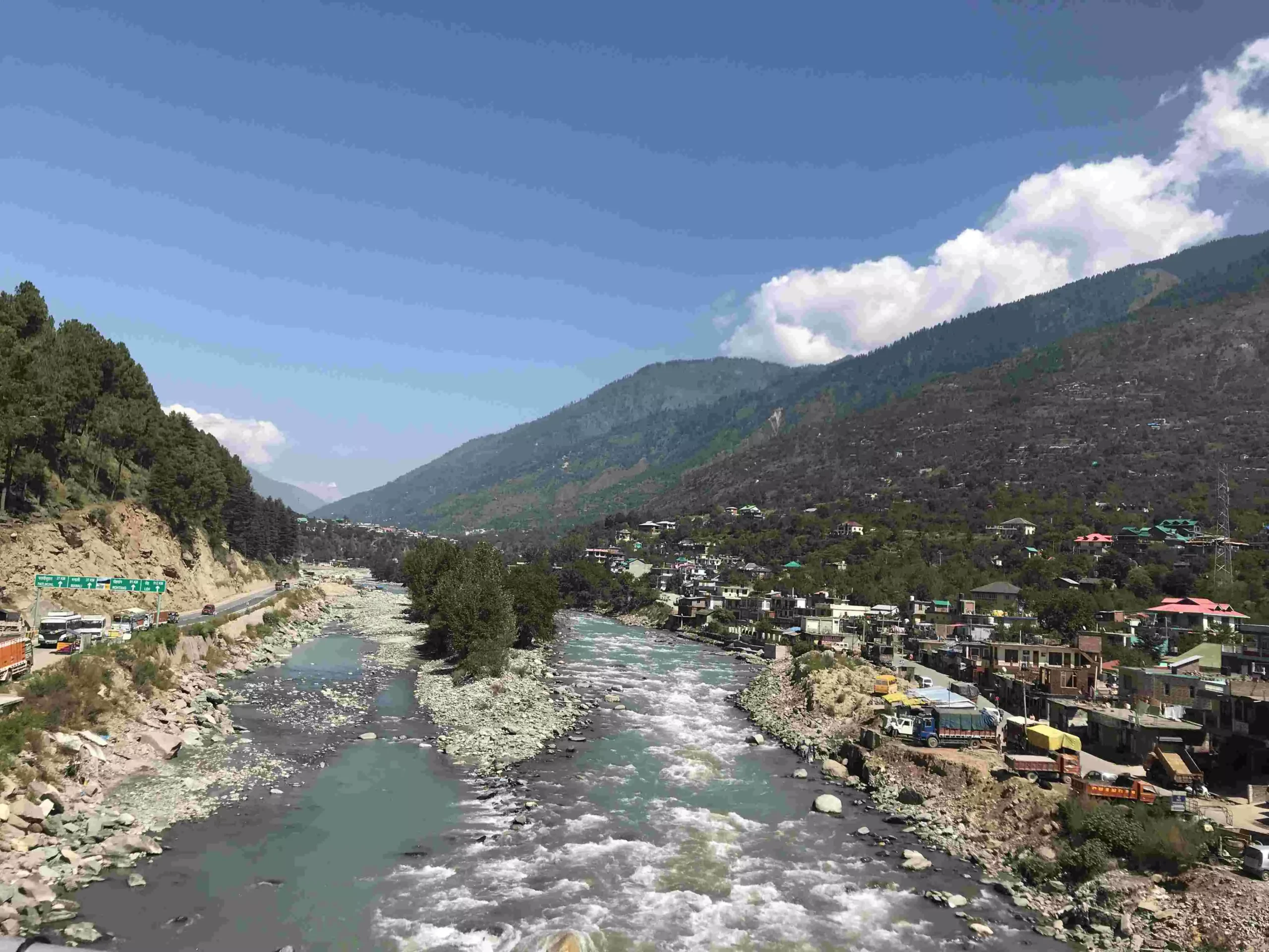 Flash floods due to glacial lake outburst floods may lead to large-scale landslides. Pic: Nidhi Jamwal