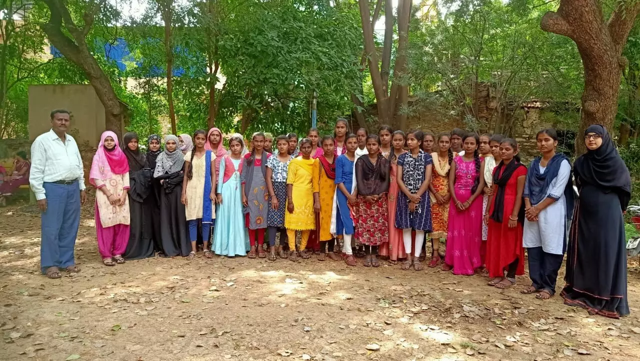 Forty Two Girls receives financial assistance to continue education in Haveri district, Karnataka