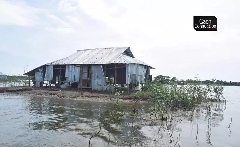 The floods this year, which arrived earlier than usual, are a typical example of 'loss and damage', say climate experts. 