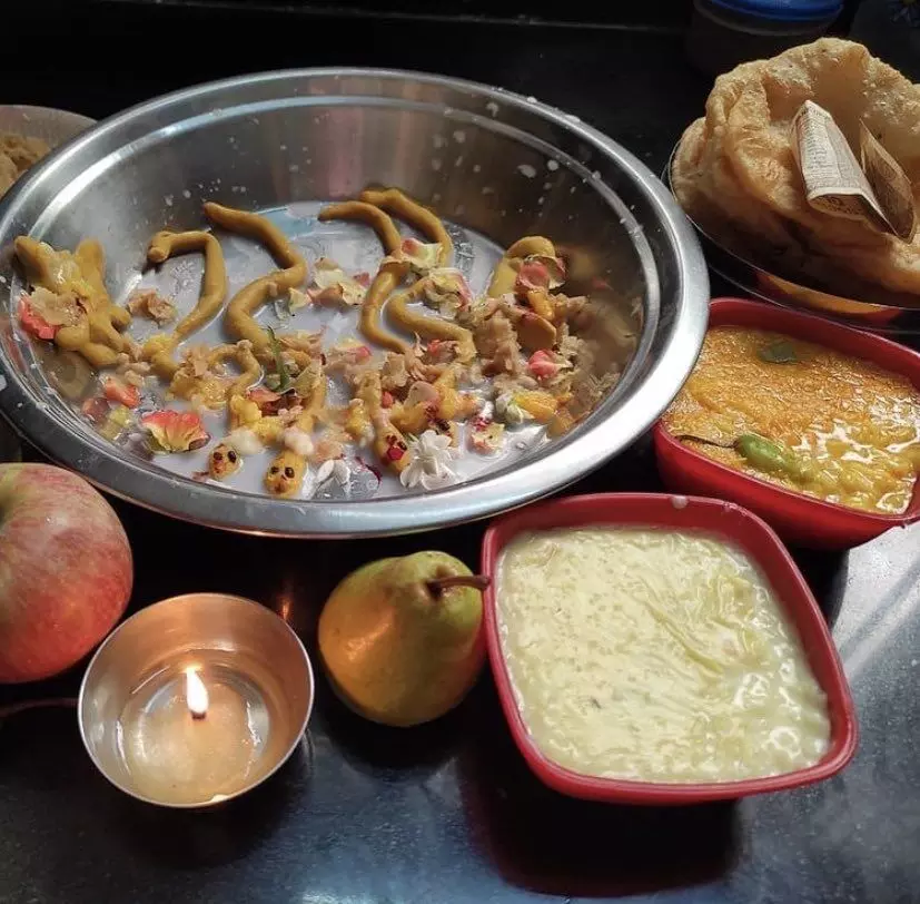 Kheer, Babroo, maal pude, draupdan, rutt, keyur are cooked for the festival celebrations. 