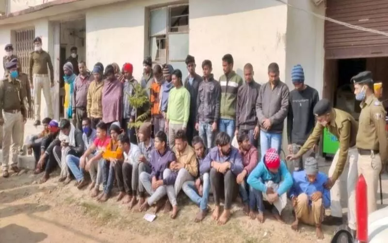 A police raid in Bihars Nawada district on February 15 resulted in the arrests of 33 young men accused of cyber fraud.