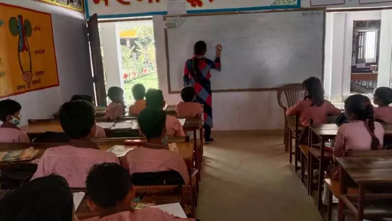 According to the principal, the effort is on to reconnect the children with old traditions and Indian culture and acquaint them with those flowers, shrubs and fruits that are used in religious rituals.