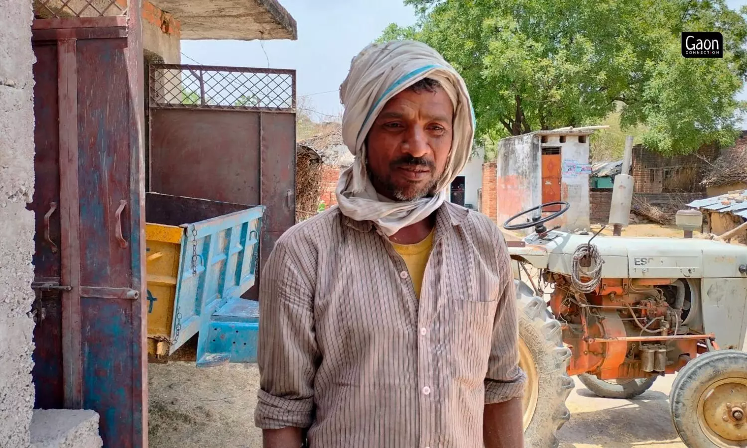 Chiddu Vishwakarma has adopted bunds on his land and saw a rise in the agricultural produce.