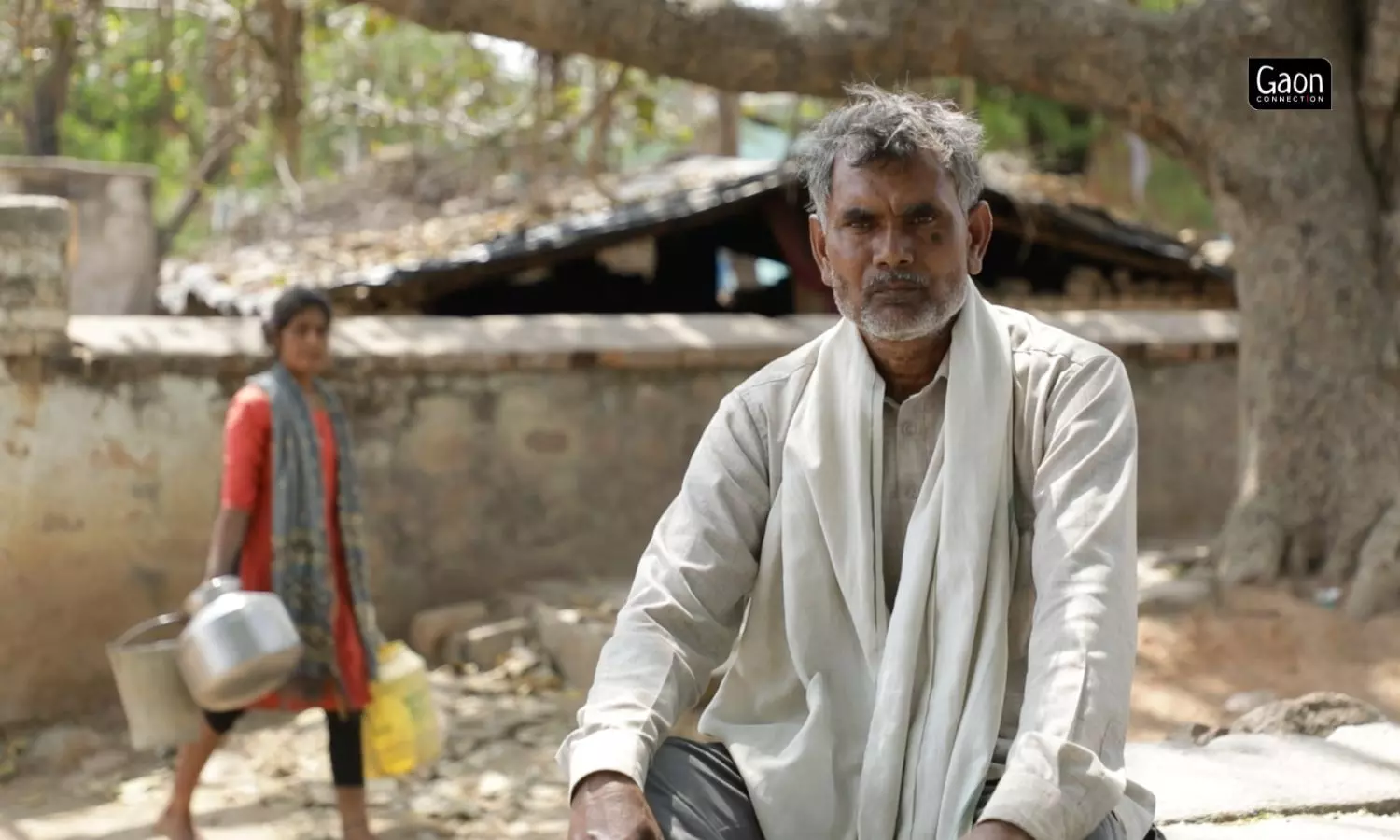 Lakhanlal Kushwaha from Lamora village in Mahoba, Uttar Pradesh needs a 2HP solar pump for his small landholding, rather than the promoted 3HP and 5HP solar pumps in Bundelkhand region.