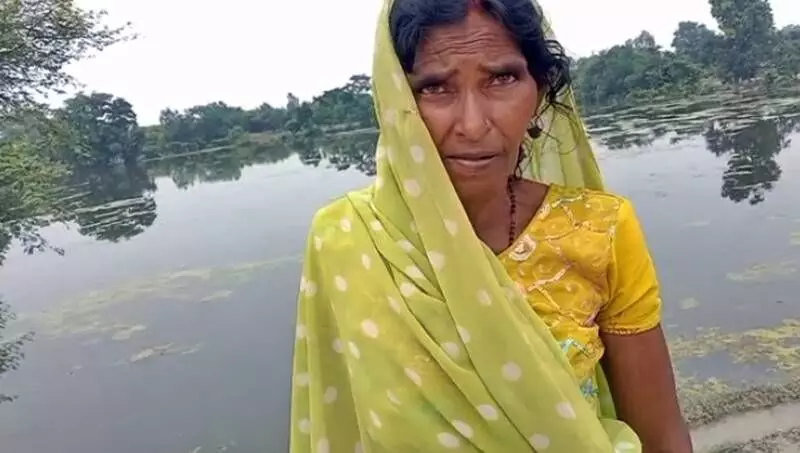 Kamla Devi, a rural resident of Belhari village has been living on top of the portion of embankment which passes through the Barabanki district.