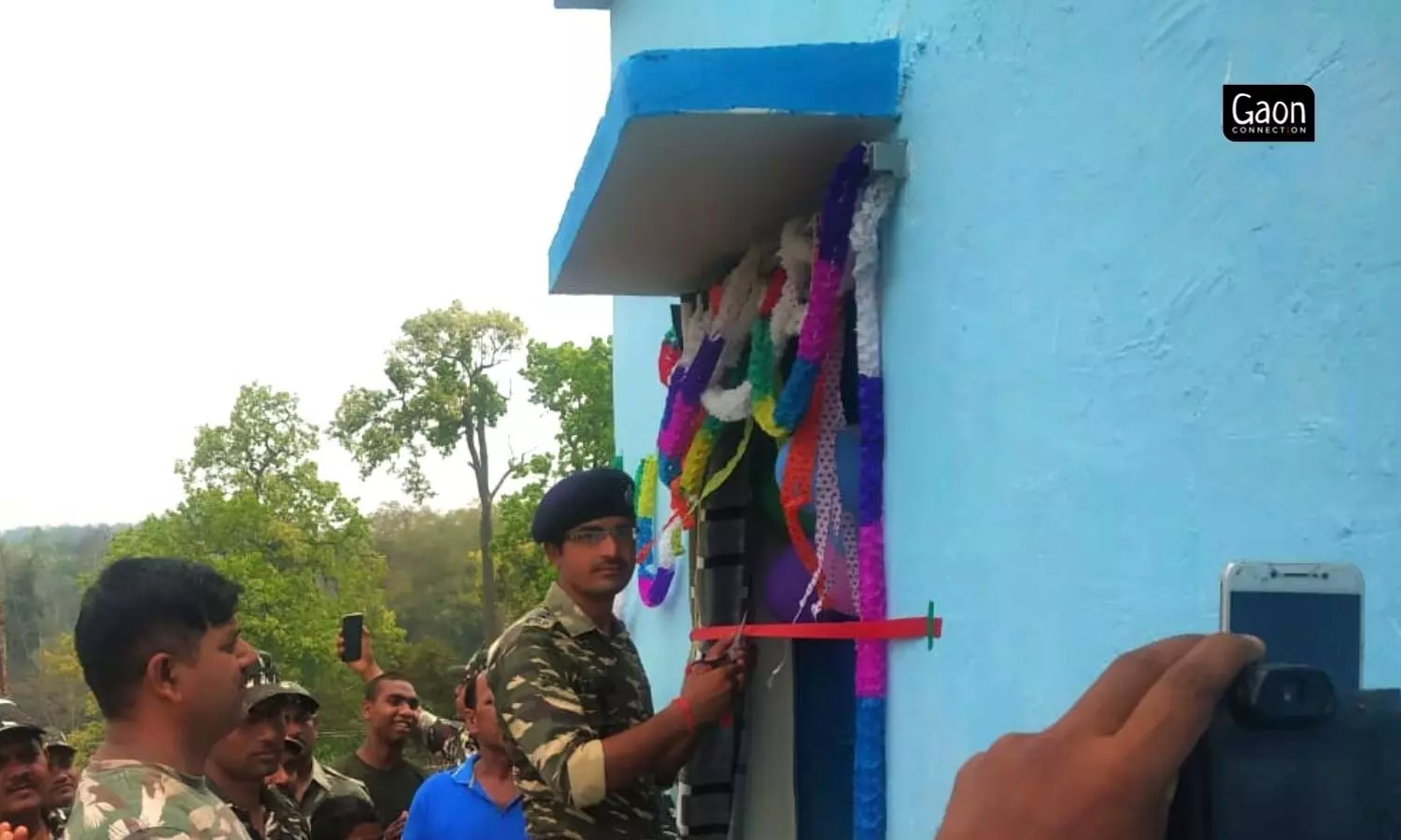 Here Vikas Kumar Pandey, who is an assistant commandant in the CRPF, is inaugurating the library. 