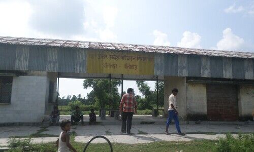 bus stand